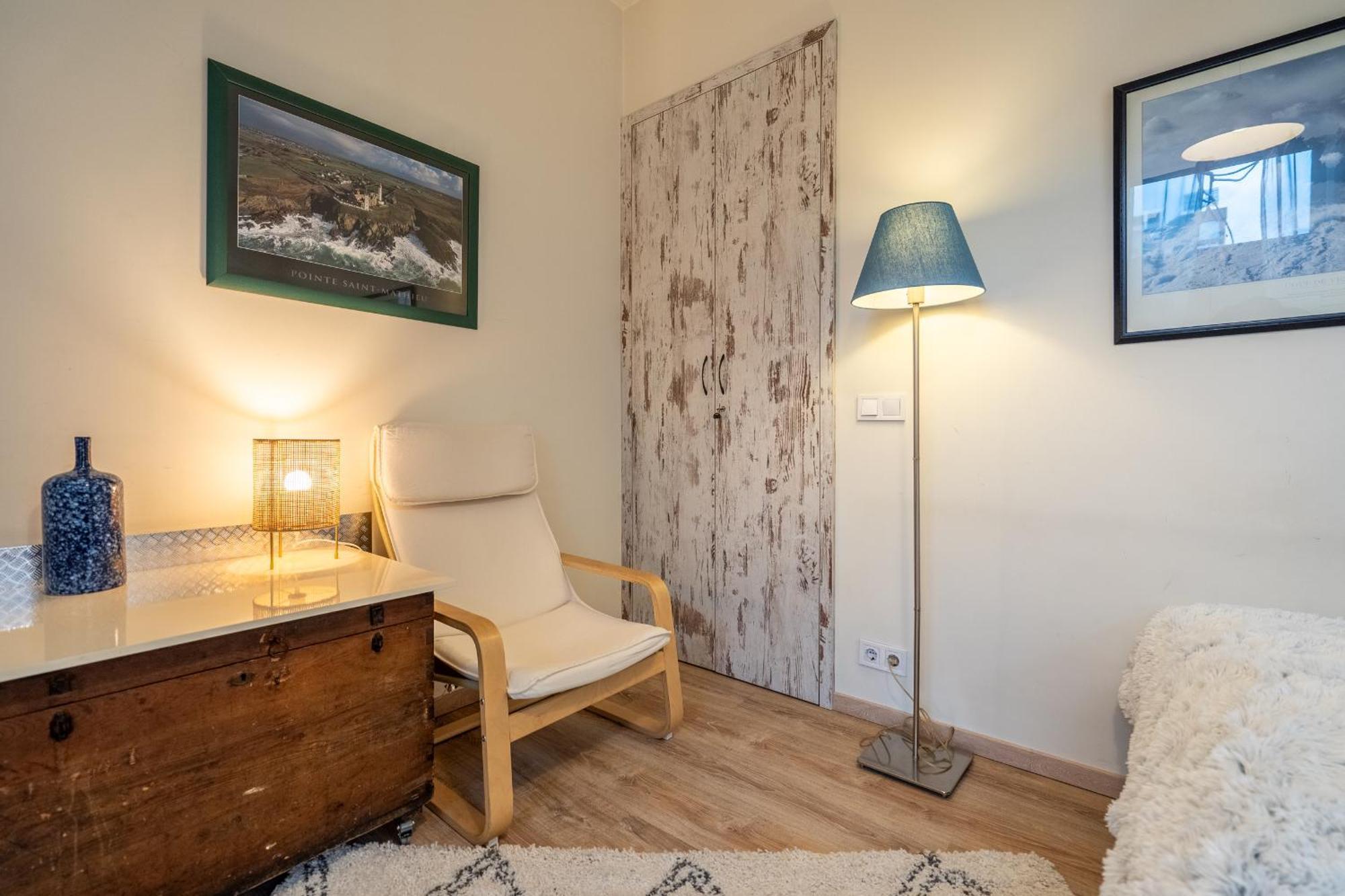 'blue Sapphire House'- Central&modern Apartemen